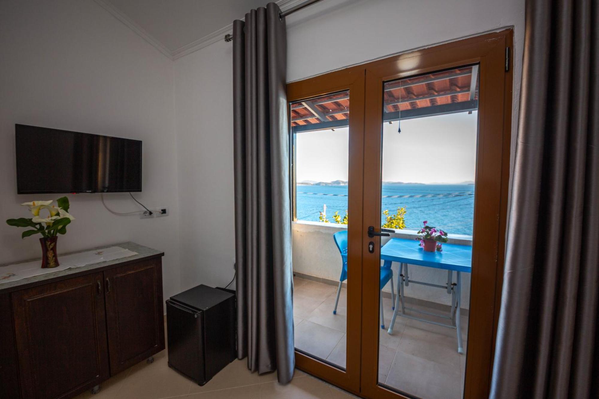 Enel Villa Sarande Luaran gambar