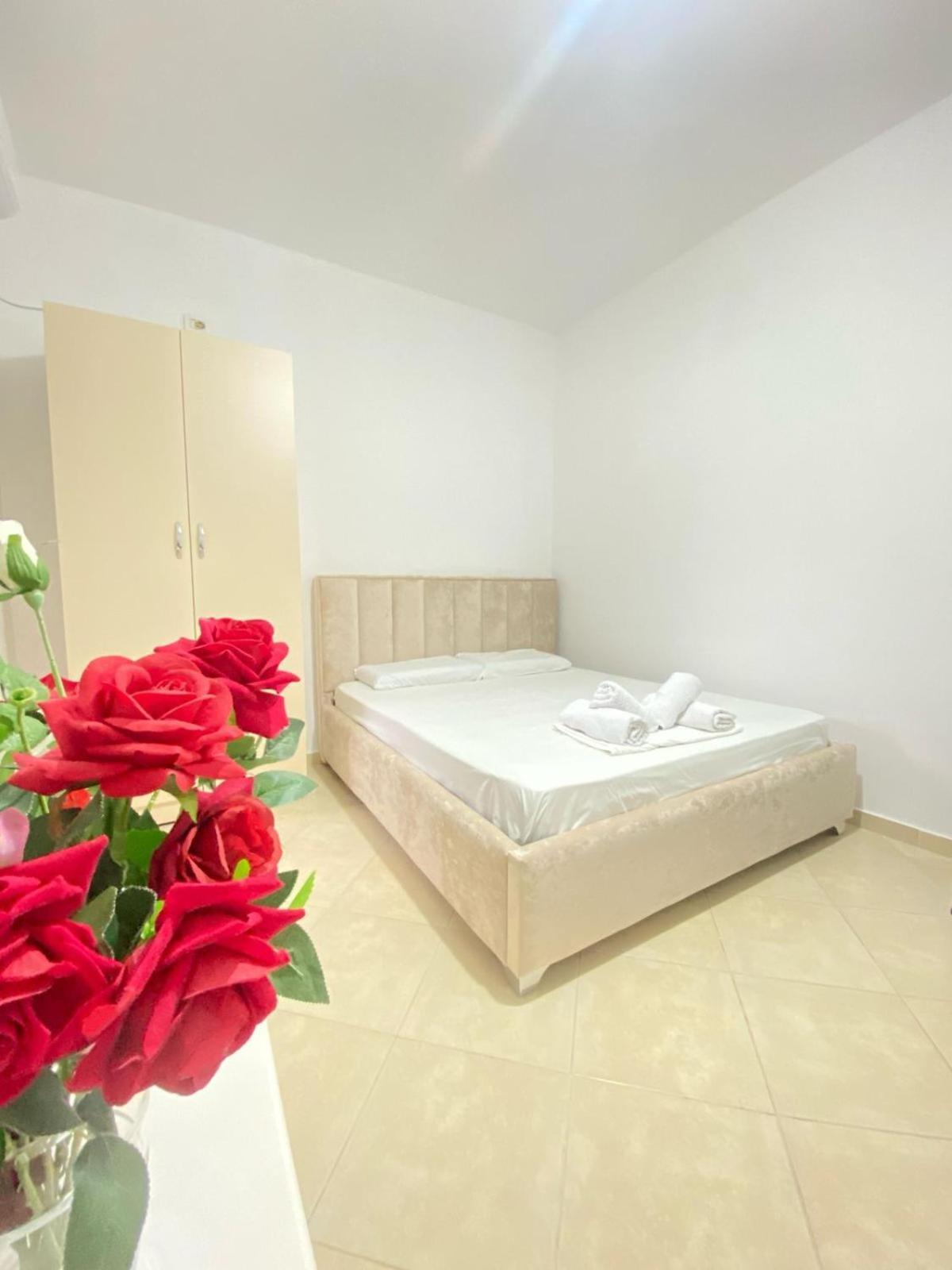 Enel Villa Sarande Luaran gambar