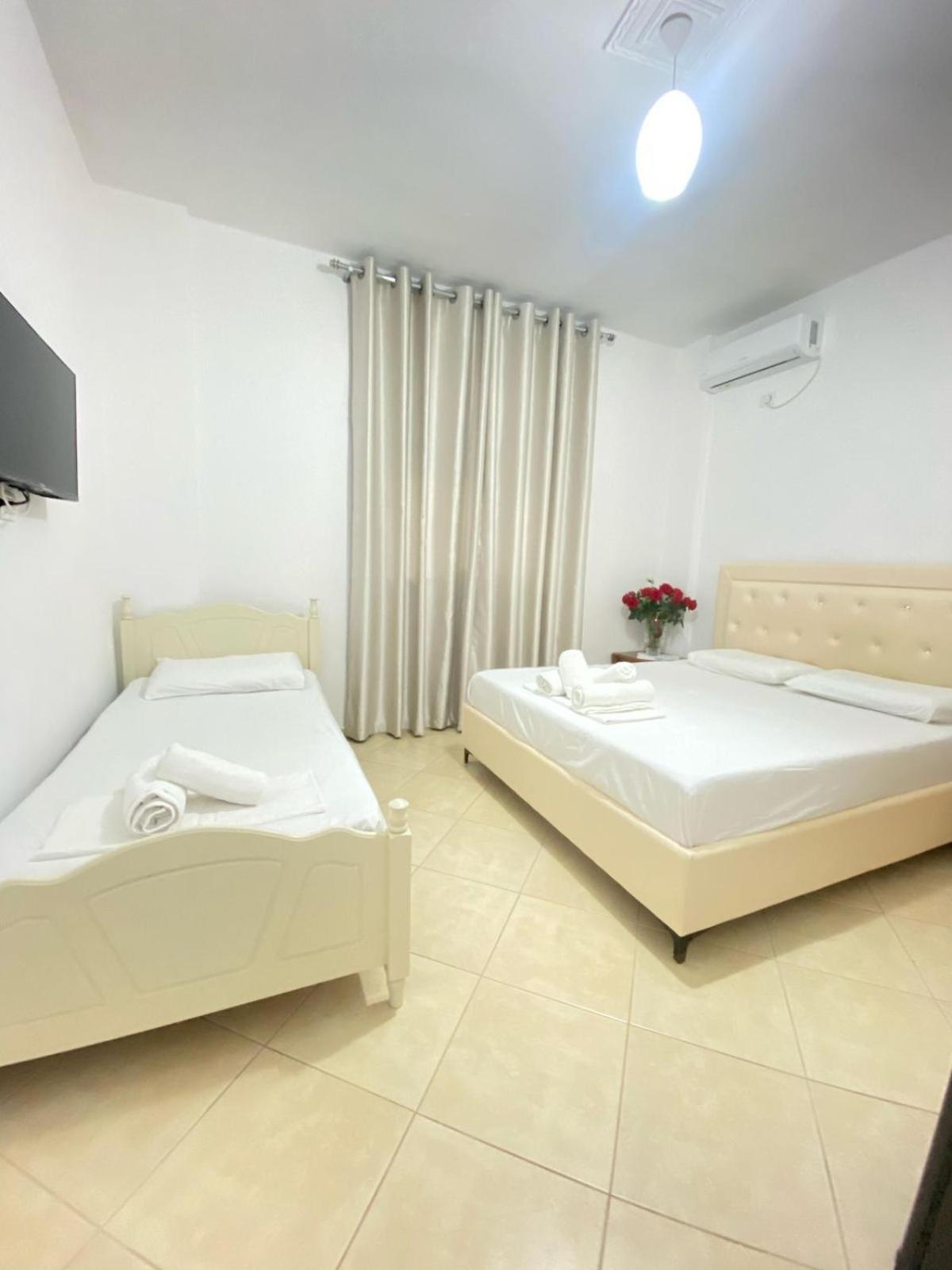 Enel Villa Sarande Luaran gambar