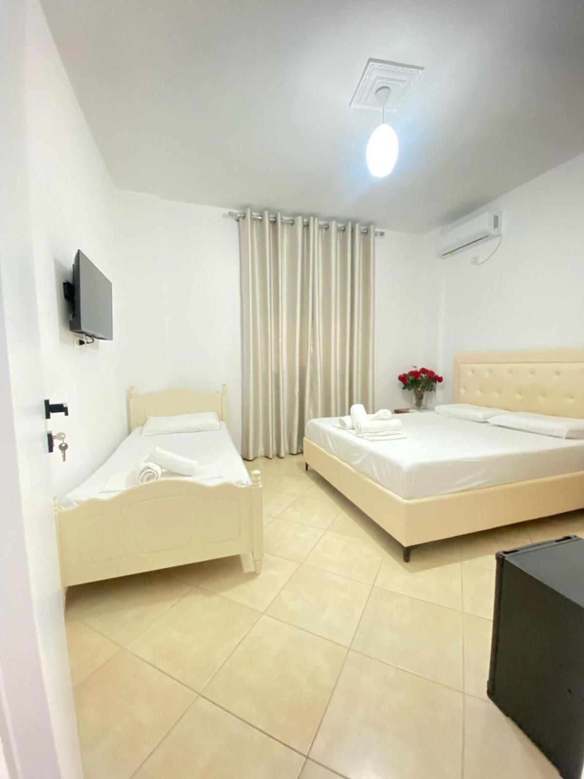Enel Villa Sarande Luaran gambar